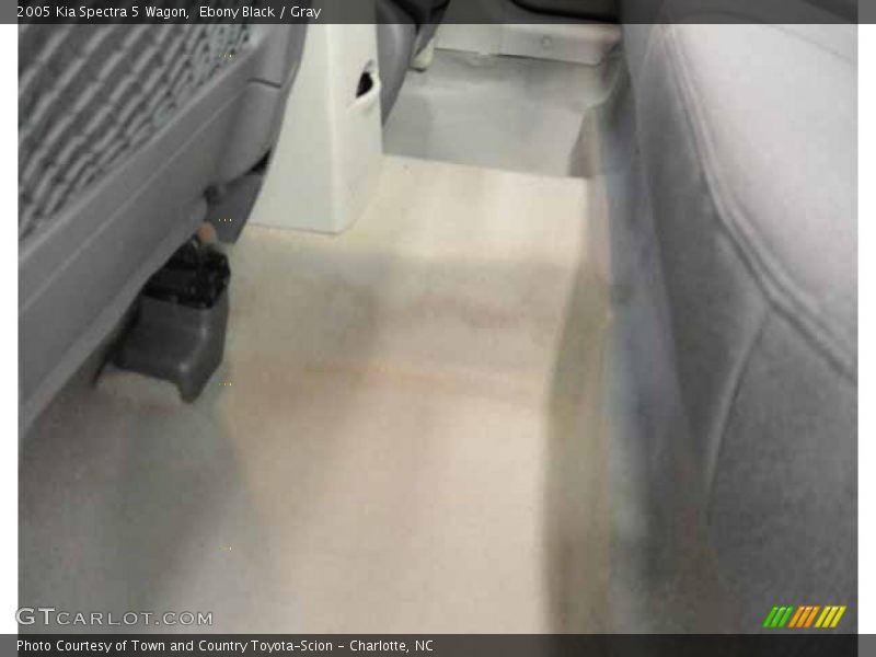 Ebony Black / Gray 2005 Kia Spectra 5 Wagon