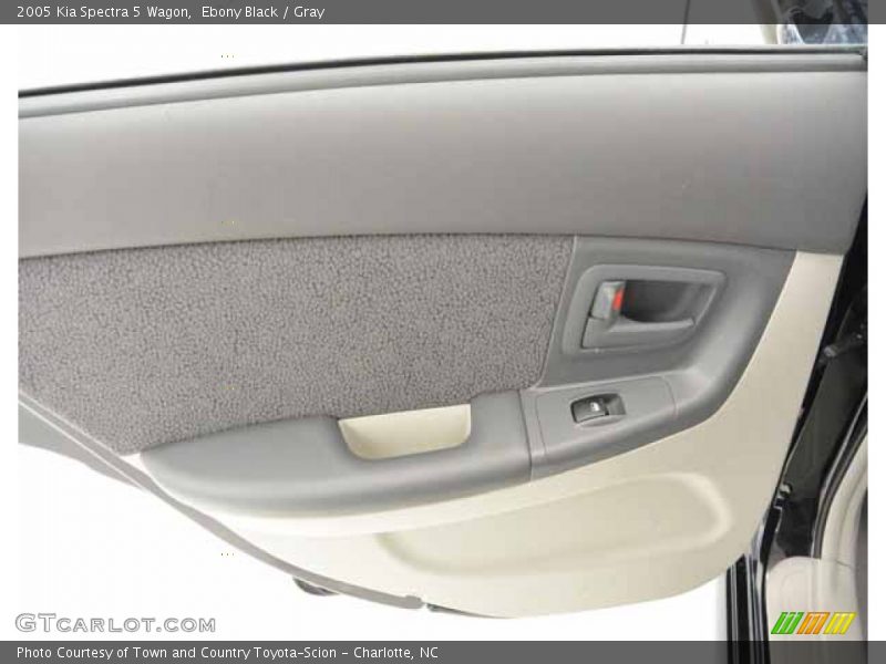 Ebony Black / Gray 2005 Kia Spectra 5 Wagon