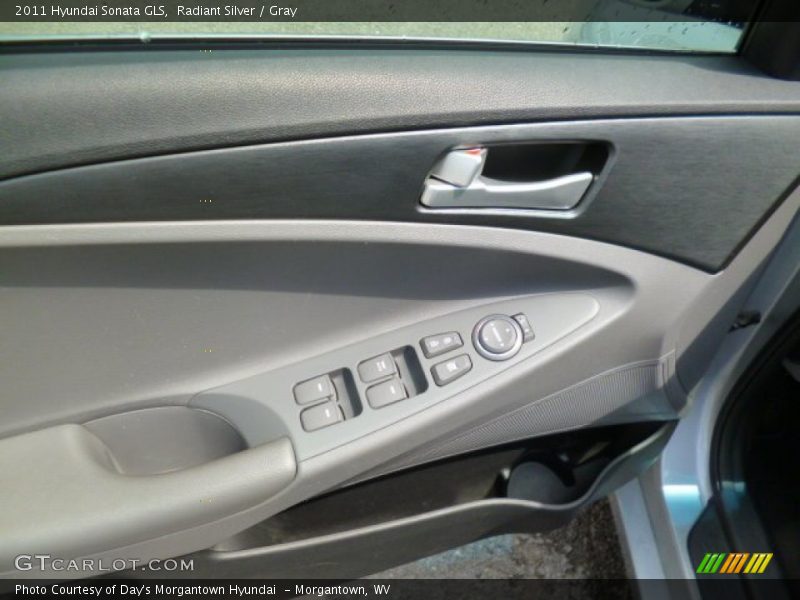 Radiant Silver / Gray 2011 Hyundai Sonata GLS