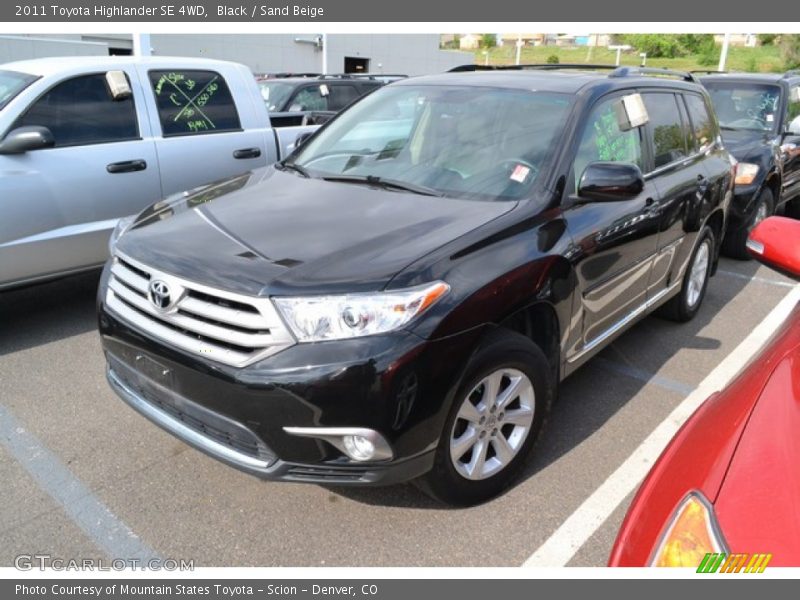 Black / Sand Beige 2011 Toyota Highlander SE 4WD