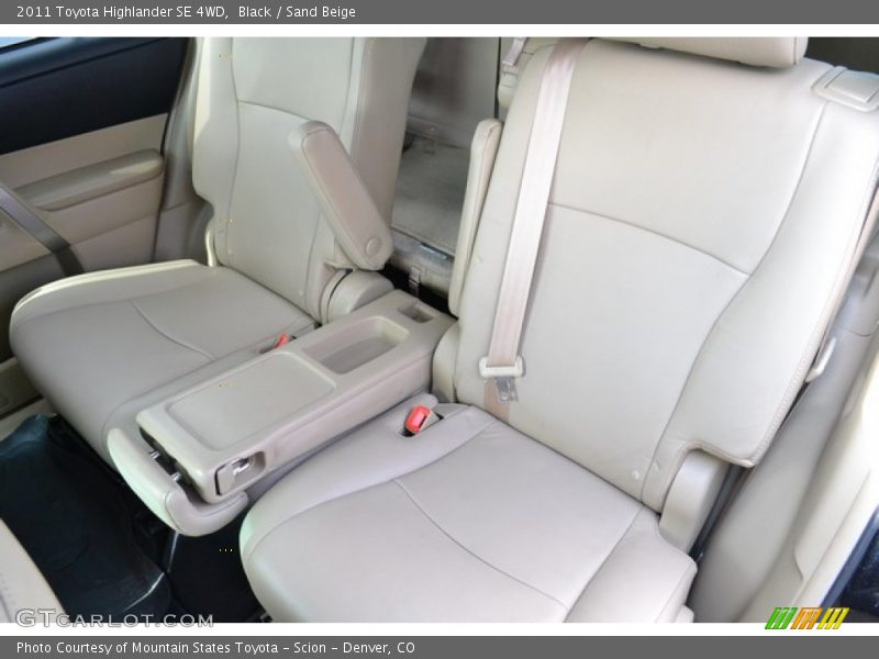 Black / Sand Beige 2011 Toyota Highlander SE 4WD