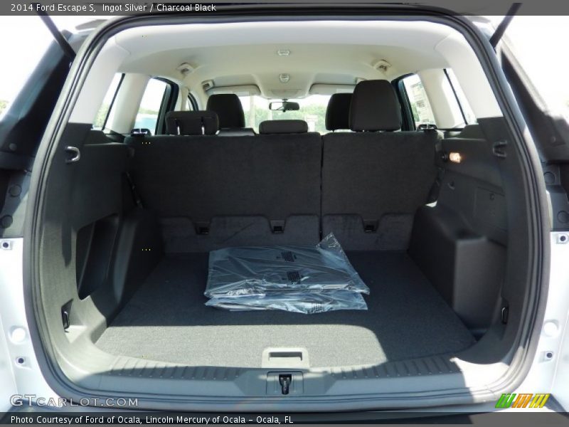 Ingot Silver / Charcoal Black 2014 Ford Escape S