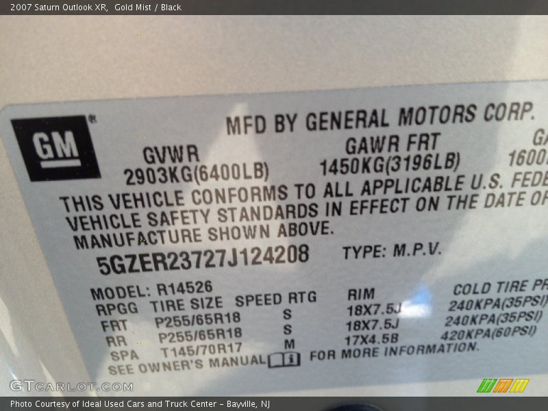 Gold Mist / Black 2007 Saturn Outlook XR