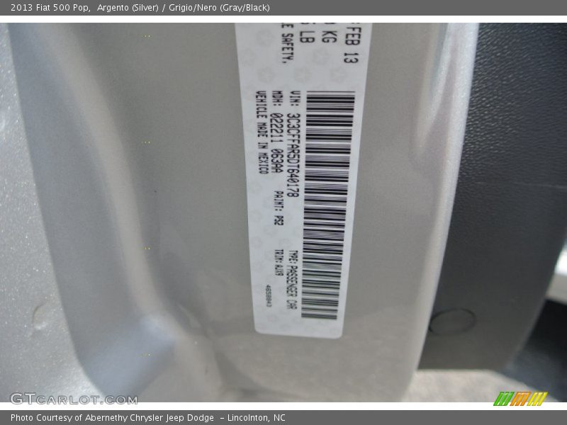 Argento (Silver) / Grigio/Nero (Gray/Black) 2013 Fiat 500 Pop