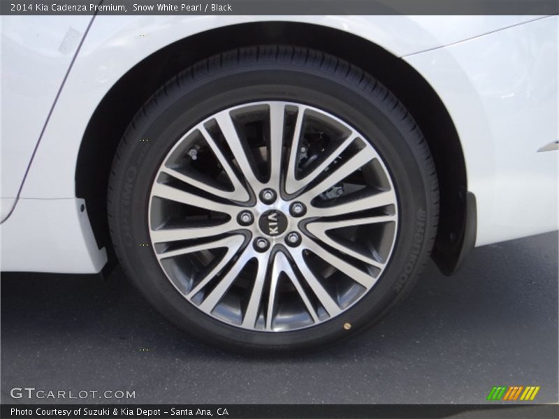 Snow White Pearl / Black 2014 Kia Cadenza Premium