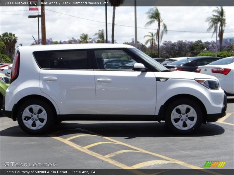 Clear White / Black Diamond Woven Cloth 2014 Kia Soul 1.6