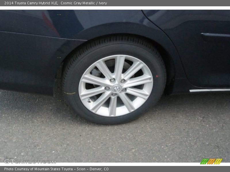 Cosmic Gray Metallic / Ivory 2014 Toyota Camry Hybrid XLE