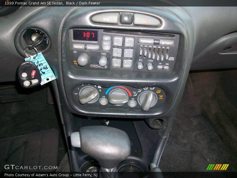 Black / Dark Pewter 1999 Pontiac Grand Am SE Sedan