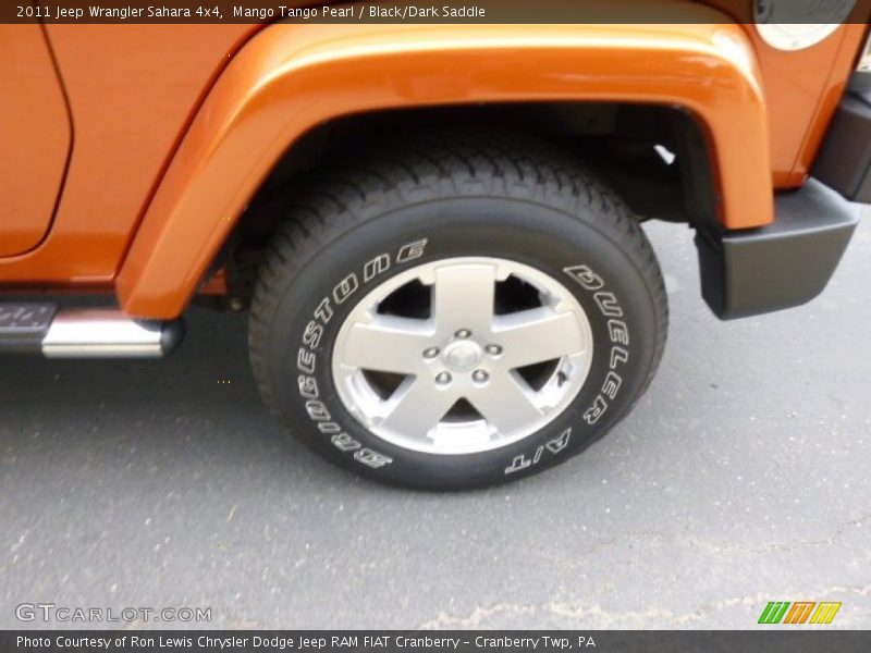 Mango Tango Pearl / Black/Dark Saddle 2011 Jeep Wrangler Sahara 4x4