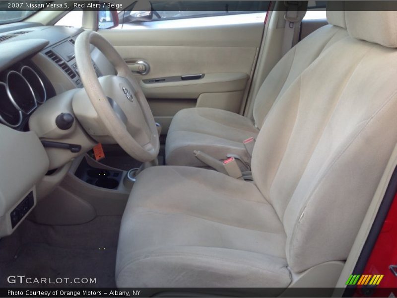 Red Alert / Beige 2007 Nissan Versa S