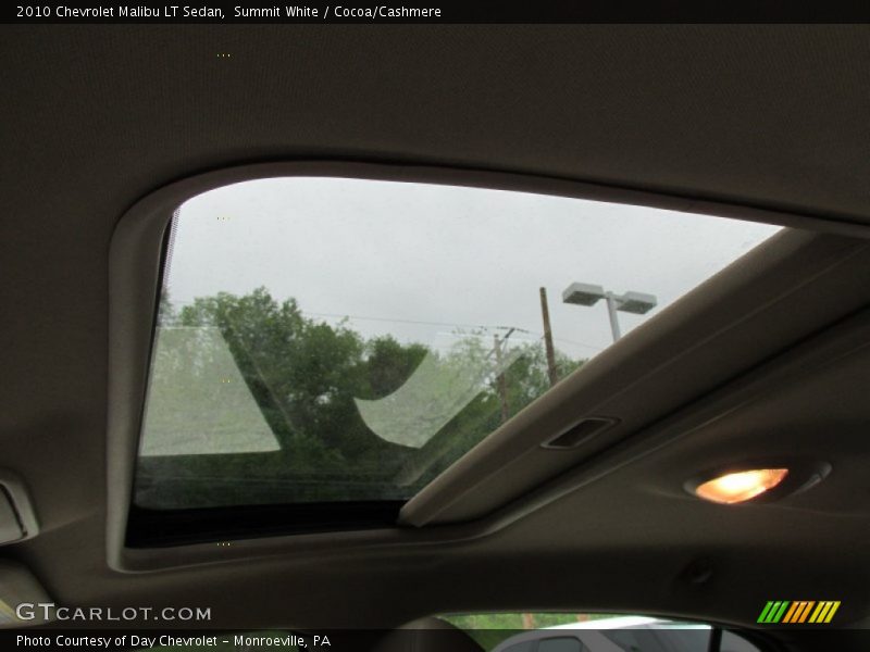 Summit White / Cocoa/Cashmere 2010 Chevrolet Malibu LT Sedan