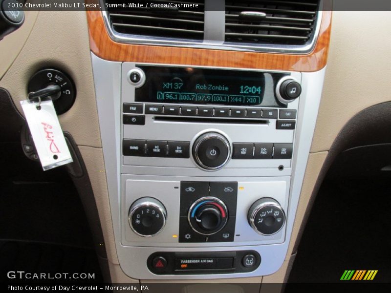 Summit White / Cocoa/Cashmere 2010 Chevrolet Malibu LT Sedan