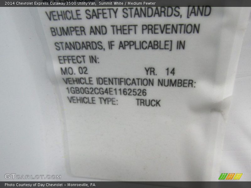 Summit White / Medium Pewter 2014 Chevrolet Express Cutaway 3500 Utility Van