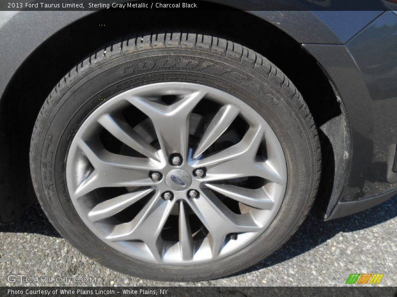 Sterling Gray Metallic / Charcoal Black 2013 Ford Taurus Limited