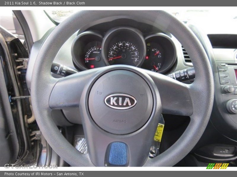 Shadow Black / Black Cloth 2011 Kia Soul 1.6