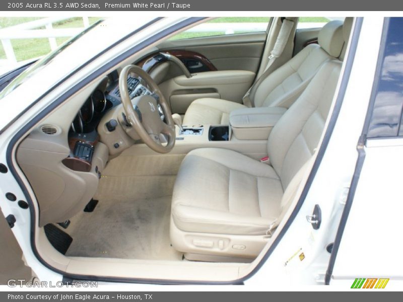 Premium White Pearl / Taupe 2005 Acura RL 3.5 AWD Sedan