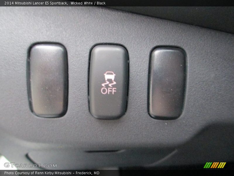 Wicked White / Black 2014 Mitsubishi Lancer ES Sportback