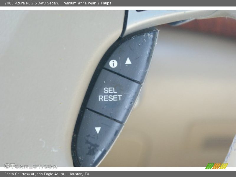 Premium White Pearl / Taupe 2005 Acura RL 3.5 AWD Sedan