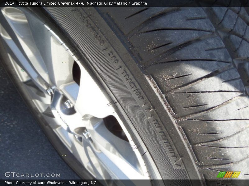 Magnetic Gray Metallic / Graphite 2014 Toyota Tundra Limited Crewmax 4x4