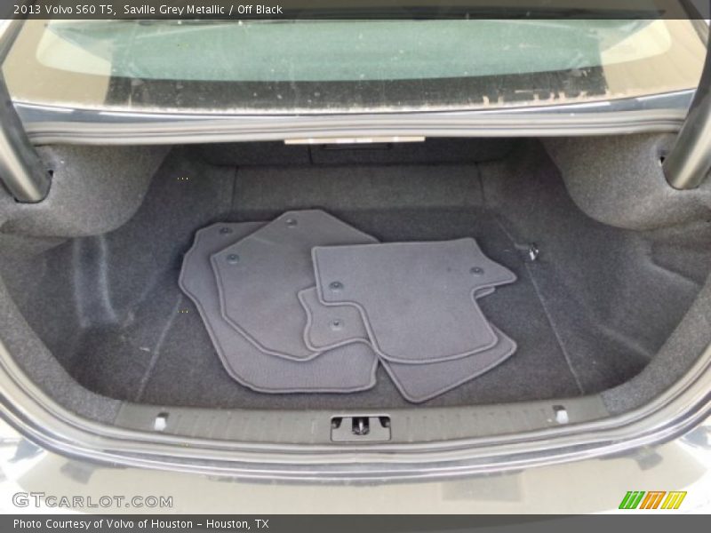 Saville Grey Metallic / Off Black 2013 Volvo S60 T5