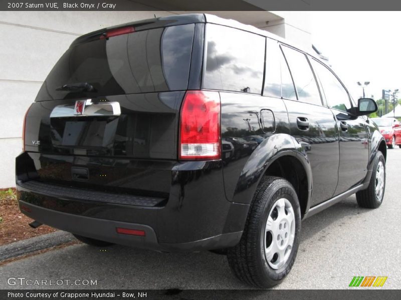 Black Onyx / Gray 2007 Saturn VUE