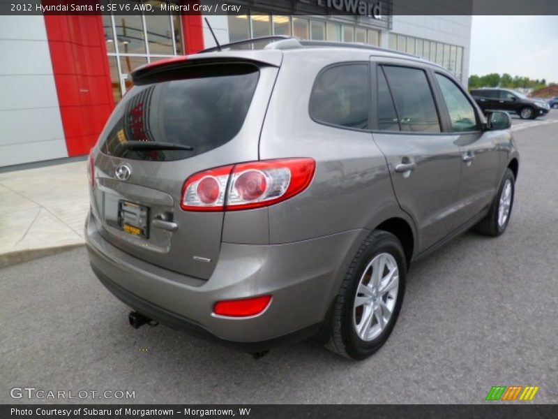 Mineral Gray / Gray 2012 Hyundai Santa Fe SE V6 AWD