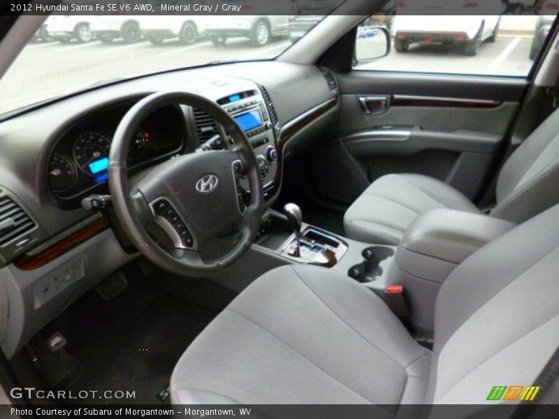 Mineral Gray / Gray 2012 Hyundai Santa Fe SE V6 AWD