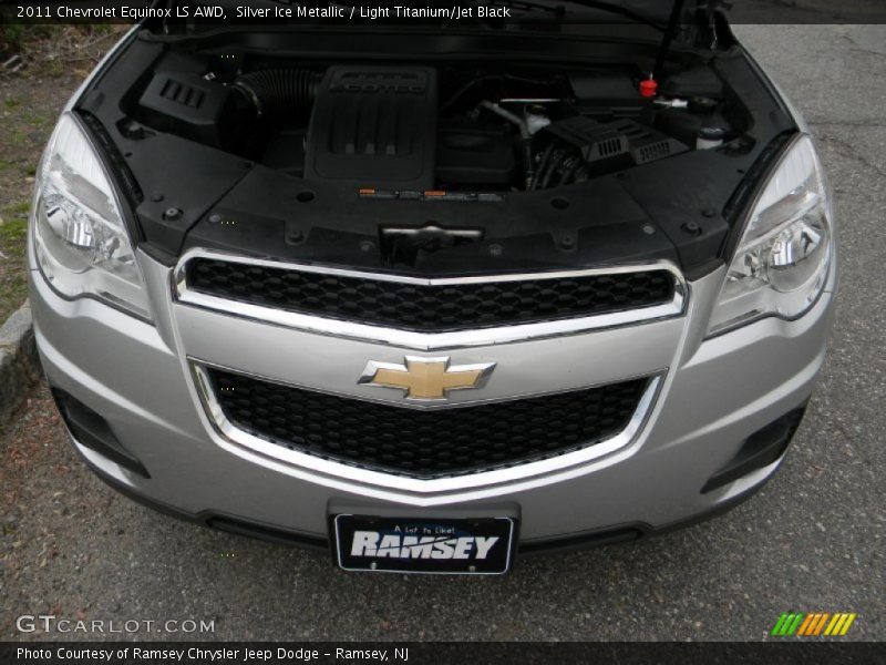 Silver Ice Metallic / Light Titanium/Jet Black 2011 Chevrolet Equinox LS AWD
