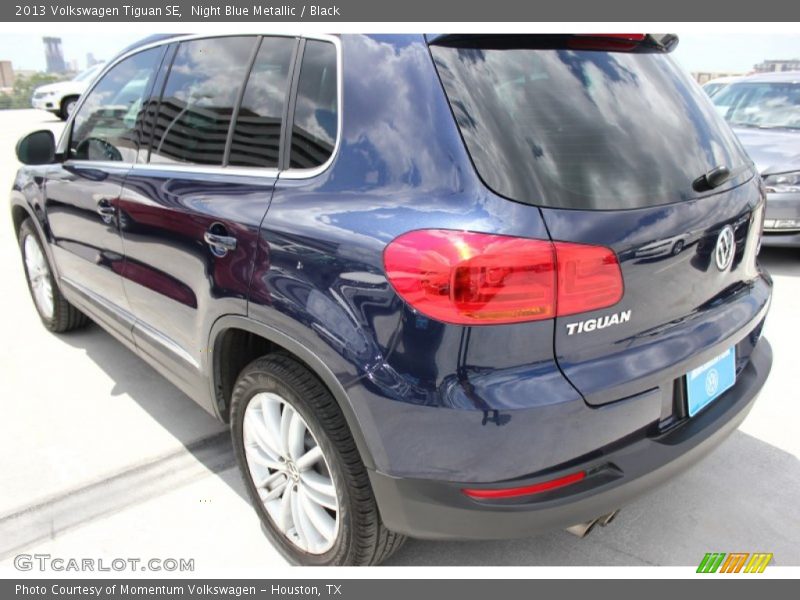 Night Blue Metallic / Black 2013 Volkswagen Tiguan SE