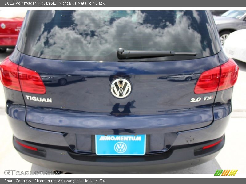 Night Blue Metallic / Black 2013 Volkswagen Tiguan SE