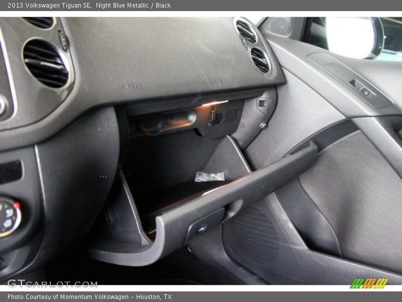 Night Blue Metallic / Black 2013 Volkswagen Tiguan SE