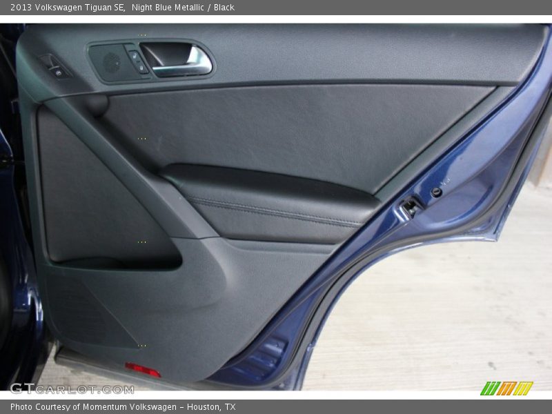 Night Blue Metallic / Black 2013 Volkswagen Tiguan SE