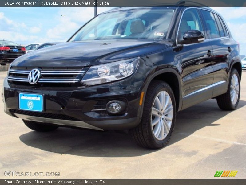 Deep Black Metallic / Beige 2014 Volkswagen Tiguan SEL