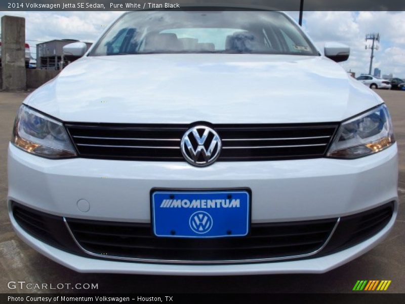 Pure White / Titan Black 2014 Volkswagen Jetta SE Sedan