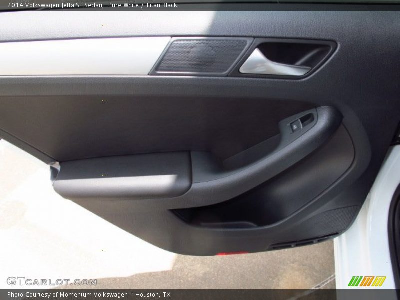 Pure White / Titan Black 2014 Volkswagen Jetta SE Sedan
