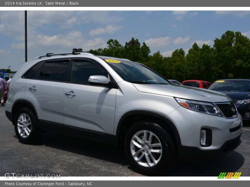 Satin Metal / Black 2014 Kia Sorento LX