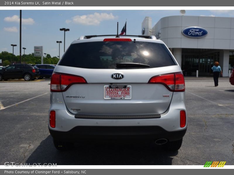 Satin Metal / Black 2014 Kia Sorento LX