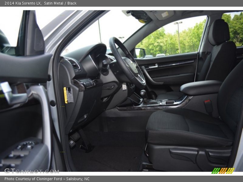 Satin Metal / Black 2014 Kia Sorento LX