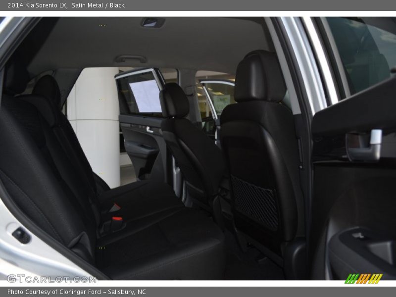 Satin Metal / Black 2014 Kia Sorento LX