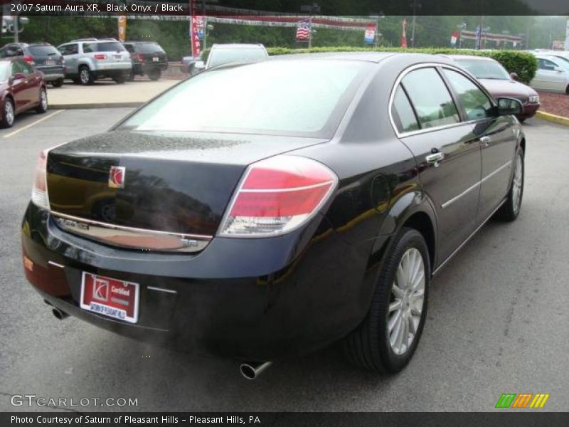 Black Onyx / Black 2007 Saturn Aura XR
