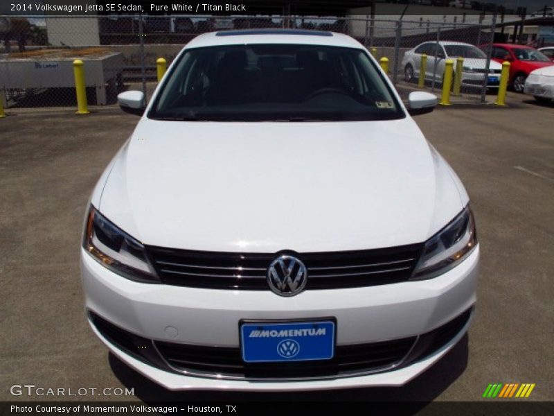 Pure White / Titan Black 2014 Volkswagen Jetta SE Sedan