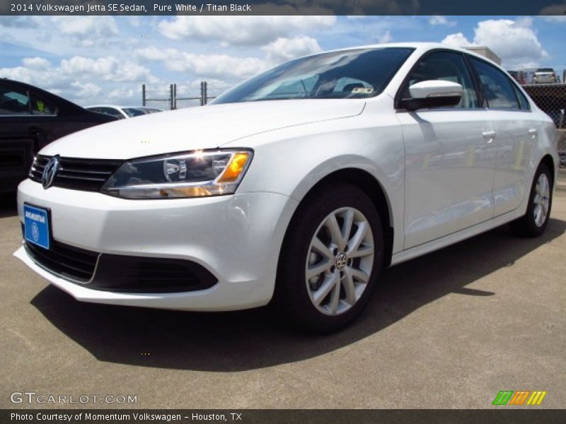 Pure White / Titan Black 2014 Volkswagen Jetta SE Sedan