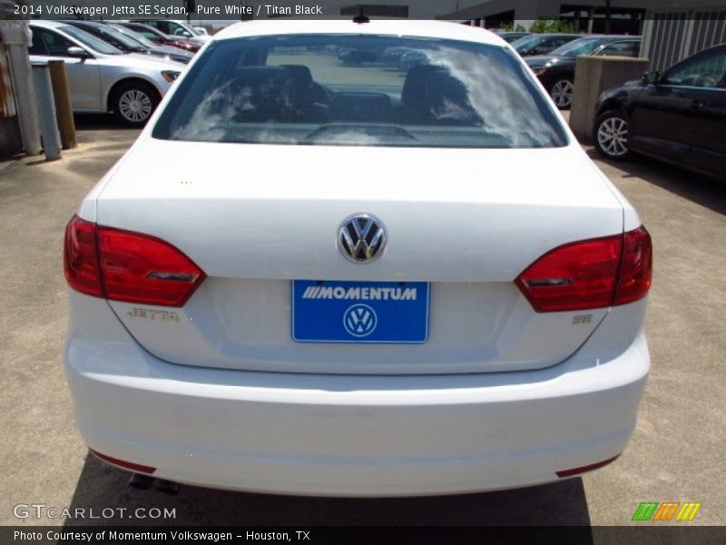 Pure White / Titan Black 2014 Volkswagen Jetta SE Sedan