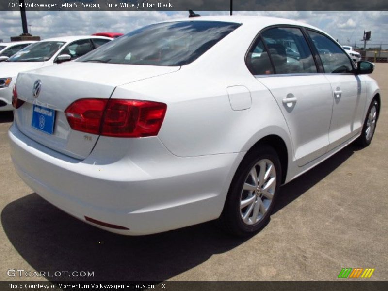 Pure White / Titan Black 2014 Volkswagen Jetta SE Sedan