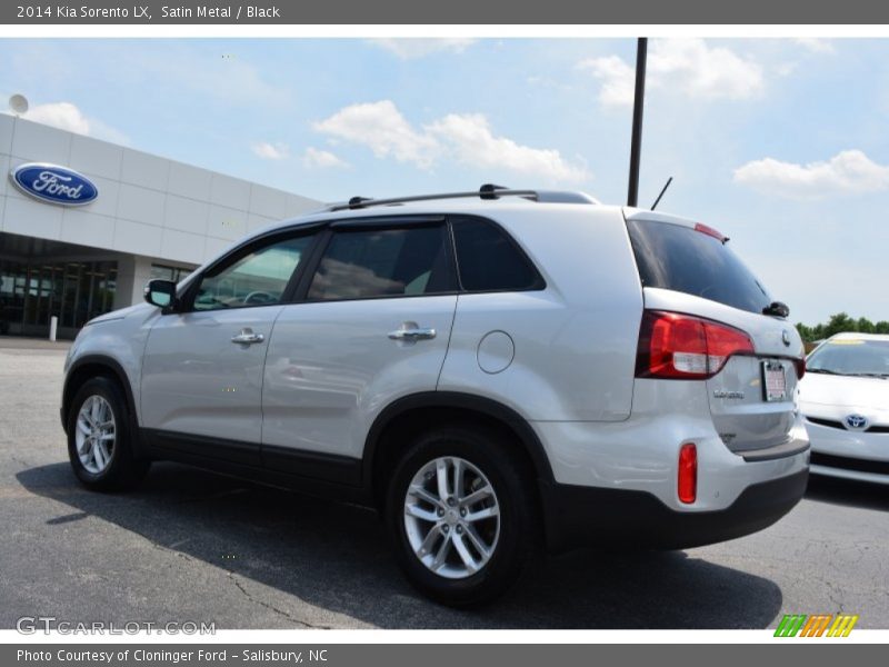 Satin Metal / Black 2014 Kia Sorento LX