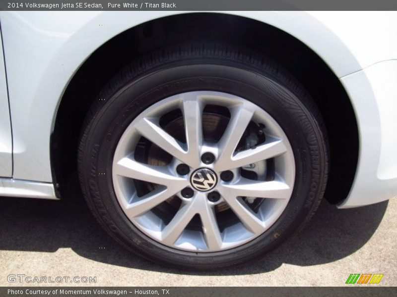 Pure White / Titan Black 2014 Volkswagen Jetta SE Sedan