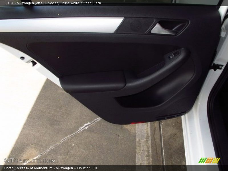 Pure White / Titan Black 2014 Volkswagen Jetta SE Sedan