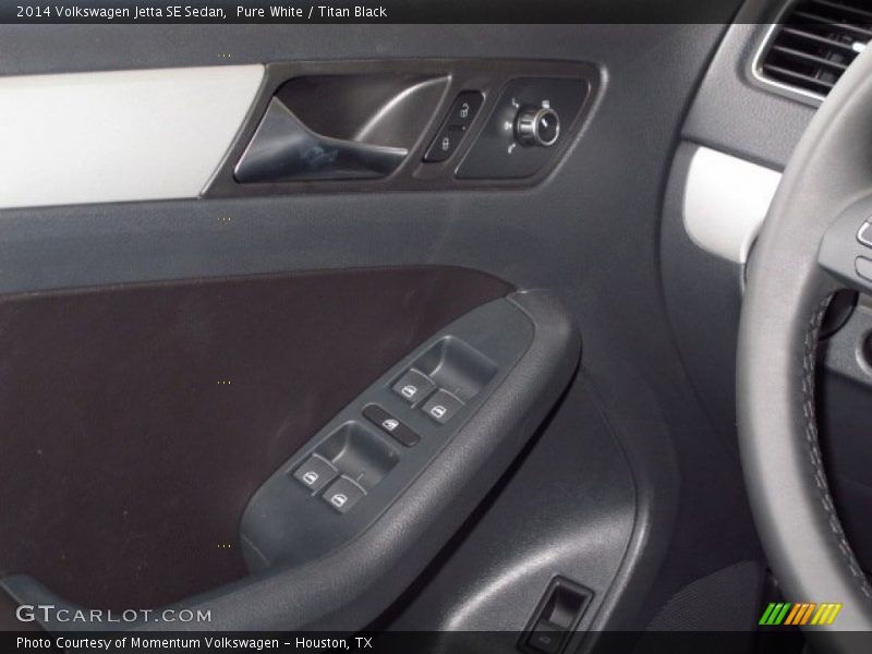 Pure White / Titan Black 2014 Volkswagen Jetta SE Sedan