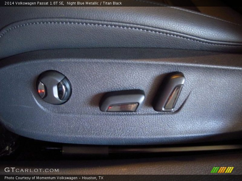 Night Blue Metallic / Titan Black 2014 Volkswagen Passat 1.8T SE