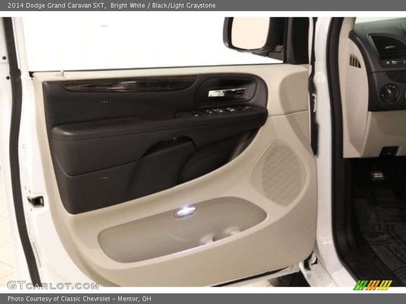 Bright White / Black/Light Graystone 2014 Dodge Grand Caravan SXT